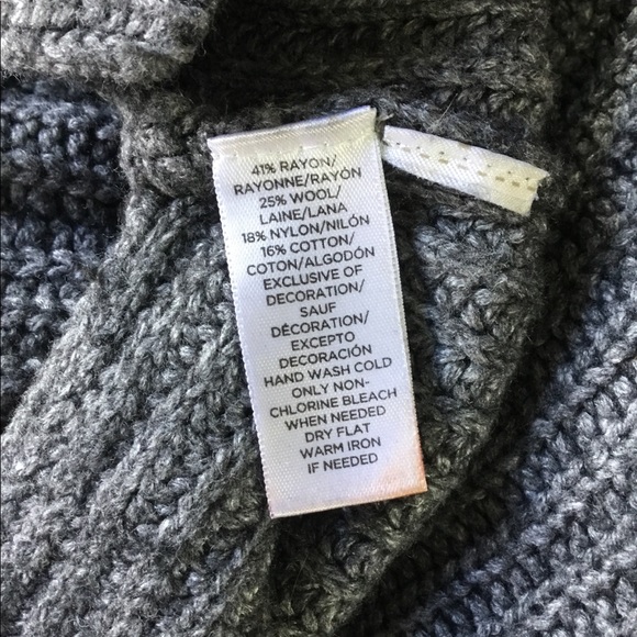 LOFT Sweater - Picture 7 of 7